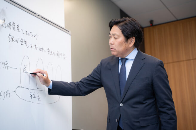 なぜ町中華は生き残るのか？──「空気」を価値に変える、透明資産経営のヒント