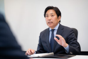 経営の未来を拓く「透明資産」の羅針盤―空気感を価値に変える9社の物語