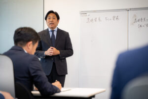 『空気感』を利益に変える経営の方程式──理念・習慣・場づくり・可視化の４ステップ